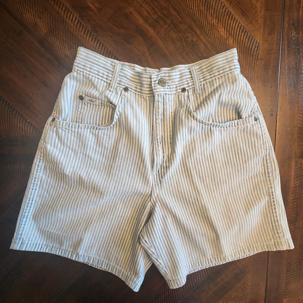 VTG 80s Chic High Rise Pinstriped Cotton Denim Shorts | 24" Waist - Picture 3 of 9